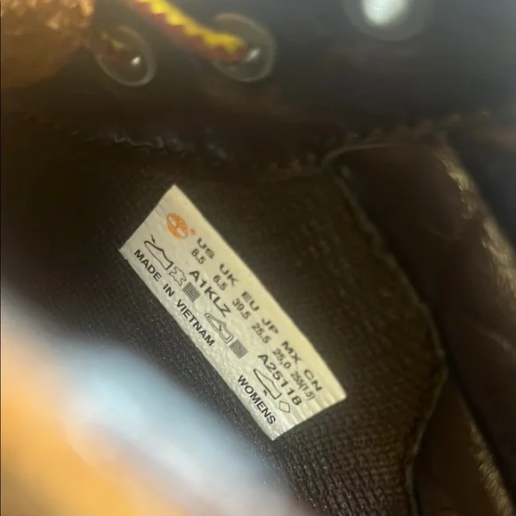 Timberland Tan and Brown Women's Sneakers - Picture 5 of 9